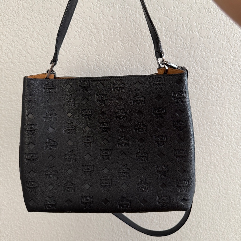 MCM KLARA BLACK MONOGRAM
